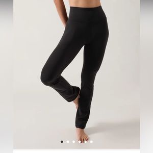 ATHLETA ELATION STRAIGHT LEG PANT